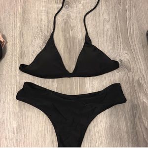 Black bikini